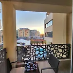 Lotus Hotel 2*